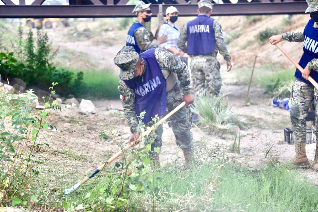 Los compromisos del alcalde Oscar Leggs con el desarrollo de comunidades  rurales son permanentes; calle Benito Juárez en Santiago tendrá alumbrado  público