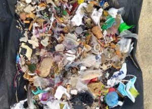 09 ¿Sabías qué las colillas de cigarro representan más del 25% de basura en las playas ¡Evita tirarlas!1