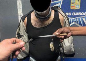 10 Detenido presunto ladrón en la colonia Lienzo Charro en CSL Seguridad Pública de Los Cabos1