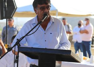 01 Refrenda alcalde Oscar Leggs Castro su compromiso con el deporte y habitantes de La Playa_ inician las obras de construccioìn de la Unidad Deportiva 04