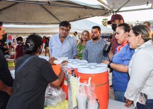 04 “Los Mercados Regionales, un impulso a la economía de productores y artesanos de Los Cabos”, director de Fomento Económico Rafael García Ceseña1