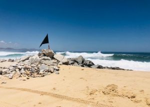 08 Ante fuerte oleaje en playas de Los Cabos, Protección Civil exhorta a mantener distancia3