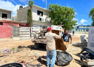 03 Servicios Públicos de Los Cabos trabaja en la recolección de basura, tras los efectos del huracán Kay1