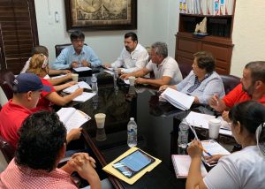 02 Alcalde Oscar Leggs Castro da seguimiento a las peticiones del SNTE1