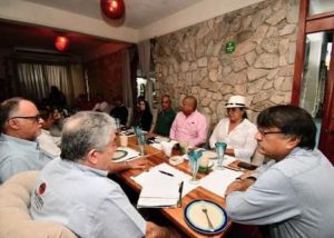 04 Coordinan esfuerzos Gobierno de Los Cabos y empresarios de El Meědano 02