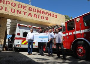 06 Gracias al pago mensual que realizan los usuarios, el Oomsapas Los Cabos, entregó recurso económico a Bomberos y Cruz Roja1