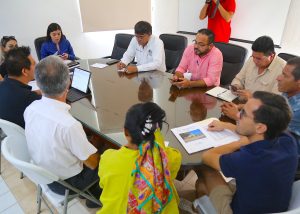 07 Alcalde Oscar Leggs Castro escucha y atiende a empresarios y representantes de asociaciones del Centro Histoìrico de SJC