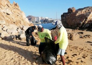 07 Personal de ZOFEMAT Los Cabos intensificará la limpieza de las playas durante la temporada navideña3