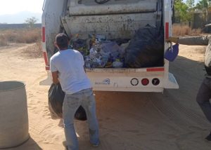 05 Colocaraì Servicios Puìblicos 80 contenedores de basura en diferentes playas de Los Cabos 1